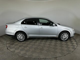 2010 Volkswagen Jetta V, серый, 392754 рублей, вид 4