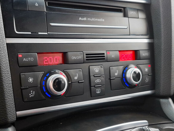 2012 Audi Q7 I (4L) Рестайлинг, чёрный, 1799000 рублей - вид 12