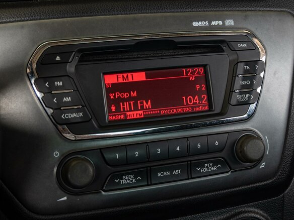 2012 Kia Rio 5-speed III, белый - вид 11