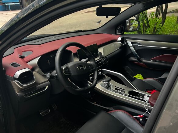 2023 Geely Coolray I, серый, 1700000 рублей - вид 3
