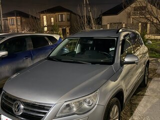 2009 Volkswagen Tiguan I, серебристый, 950000 рублей, вид 2