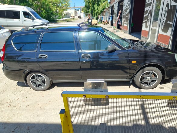 2010 Lada (ВАЗ) Priora I, чёрный, 355000 рублей - вид 3