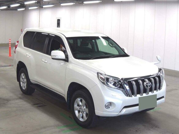 2017 Toyota Land Cruiser Prado 150 Series Рестайлинг 1, белый, 4000000 рублей - вид 30