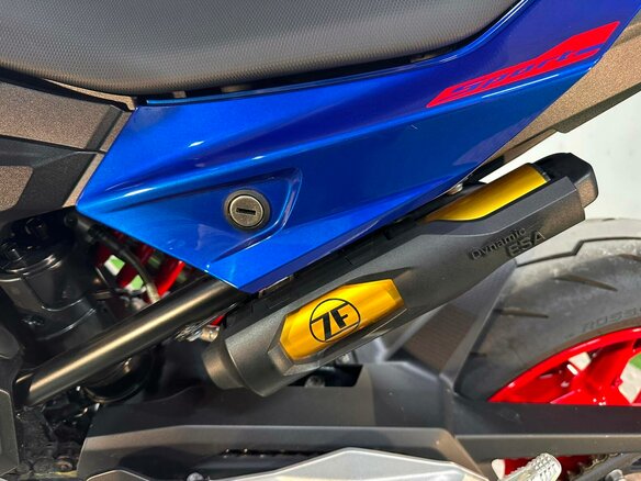 2024 BMW F 900 R, синий, 1150000 рублей - вид 5