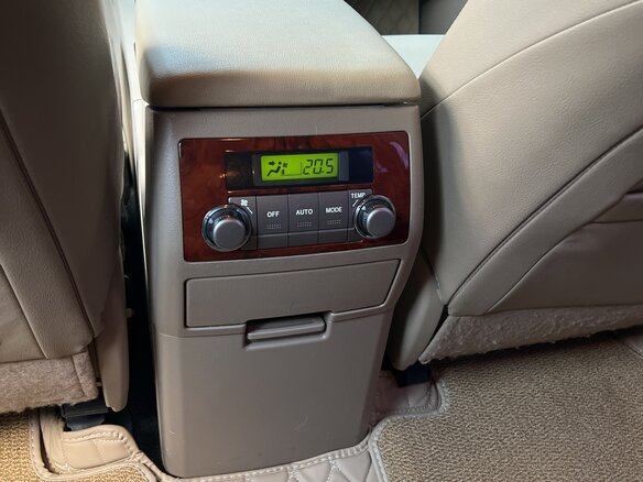 2012 Toyota Highlander II (XU40) Рестайлинг, белый - вид 20