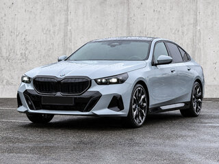 2026 BMW 5 серии 523d xDrive VIII (G60/G61/G68), серый, 8790000 рублей, вид 1
