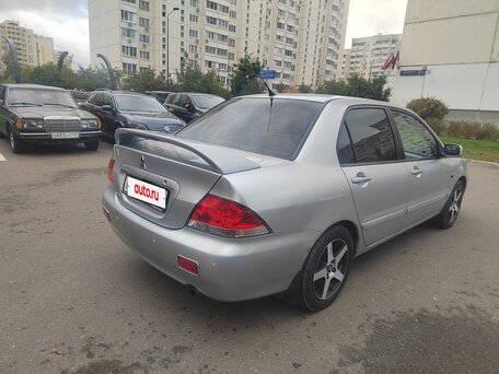 2009 Mitsubishi Lancer Classic IX Рестайлинг, серебристый, 650000 рублей, вид 5
