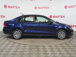 2017 Volkswagen Polo V Рестайлинг, синий, 925000 рублей, вид 4