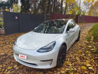 2020 Tesla Model 3 Standart Plus I, белый, 2880000 рублей, вид 2