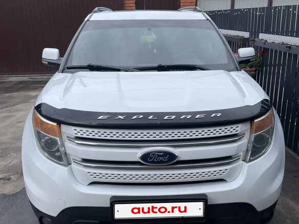 2015 Ford Explorer V, белый, 2250000 рублей - вид 1