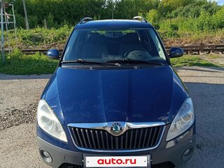 2011 Skoda Fabia Scout II Рестайлинг, синий, 550000 рублей, вид 1