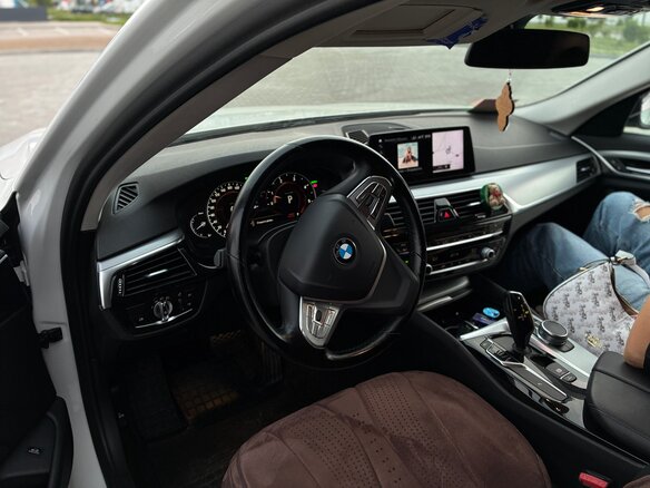 2018 BMW 5 серии 520d VII (G30/G31/G38), белый, 1800000 рублей - вид 9