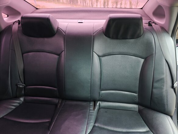 2011 Hyundai Sonata VI (YF), чёрный, 1100000 рублей - вид 16