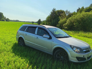 2006 Opel Astra H Рестайлинг, серебристый, 550000 рублей, вид 4