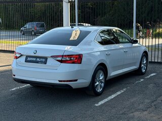 2016 Skoda Superb III, белый, 1949000 рублей, вид 4