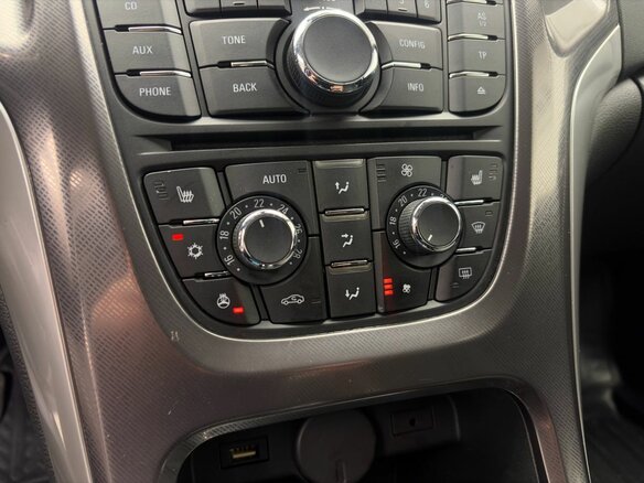 2011 Opel Astra J, серый, 699000 рублей - вид 11
