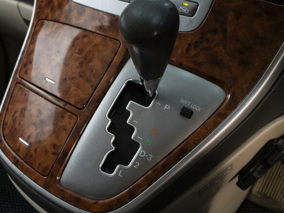 2004 Toyota Alphard I, серый - вид 12