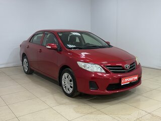 2012 Toyota Corolla X (E140, E150) Рестайлинг, красный, 895000 рублей, вид 3