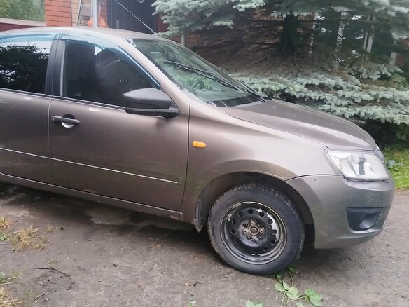 2017 Lada (ВАЗ) Granta I, серый, 425000 рублей - вид 3