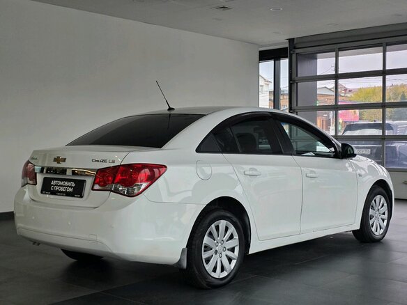 2012 Chevrolet Cruze I, белый - вид 6