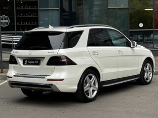 2013 Mercedes-Benz M-Класс 400 III (W166), белый, 2175000 рублей, вид 5