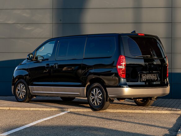2018 Hyundai H-1 II Рестайлинг 2, чёрный, 2595000 рублей - вид 7