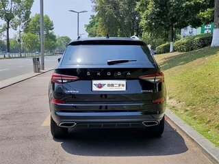 2023 Skoda Kodiaq I Рестайлинг, чёрный, 3260533 рублей, вид 3