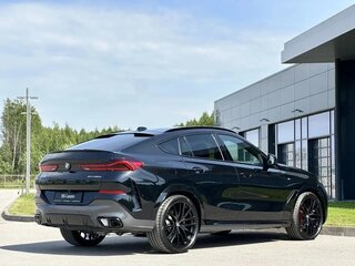 2026 BMW X6 30d III (G06) Рестайлинг, чёрный, 18950000 рублей, вид 2