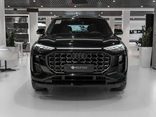 2026 Audi Q6 45 TFSI, чёрный, 8700000 рублей, вид 3