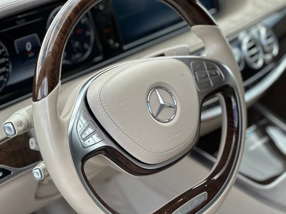 2015 Mercedes-Benz Maybach S-Класс 500 I (X222), чёрный, 4600000 рублей - вид 10