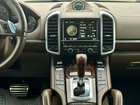 2012 Porsche Cayenne Turbo II (958), чёрный, 2100000 рублей - вид 10