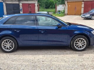 2015 Audi A3 III (8V), синий, 3000000 рублей, вид 4