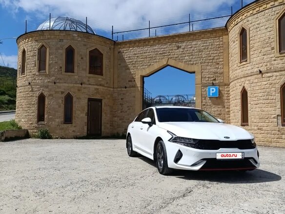 2020 Kia K5 III, белый, 2000000 рублей - вид 3