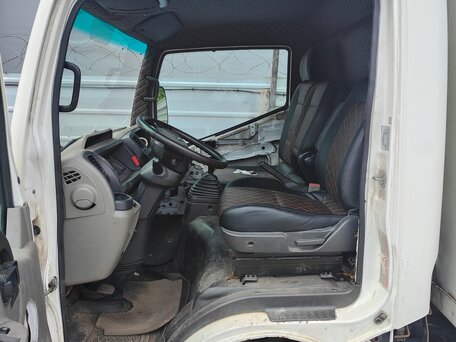 2014 Nissan Cabstar, белый, 950000 рублей, вид 3