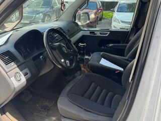 2010 Volkswagen Multivan T5 Рестайлинг, белый, 1300000 рублей, вид 5