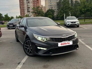 2019 Kia Optima IV Рестайлинг, серый, 1750000 рублей, вид 2