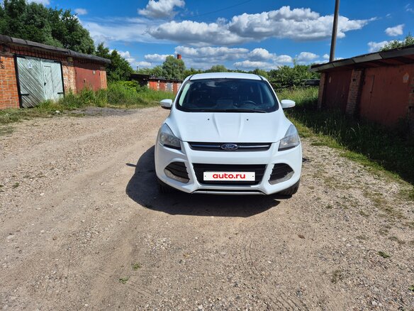 2014 Ford Kuga II, белый, 1300000 рублей - вид 3