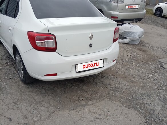 2015 Renault Logan II, белый, 500000 рублей - вид 6