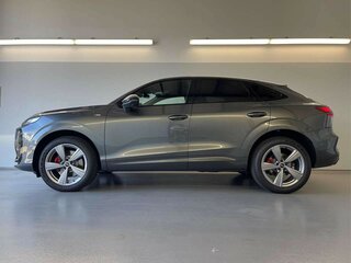 2026 Audi Q3 Sportback TFSI III (FJ), серый, 4980000 рублей, вид 3