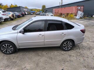 2024 Lada (ВАЗ) Granta I Рестайлинг, серебристый, 900000 рублей, вид 4