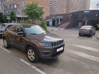 2018 Jeep Compass II, серый, 1600000 рублей, вид 3