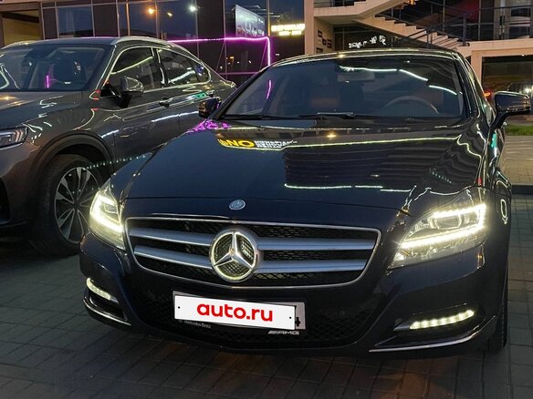 2013 Mercedes-Benz CLS 350 II (C218), синий, 1680000 рублей - вид 1