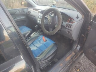 2001 Mitsubishi Lancer Cedia IX, чёрный, 100000 рублей, вид 4