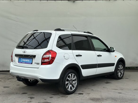 2016 Lada (ВАЗ) Kalina Cross II, белый, 580000 рублей - вид 4