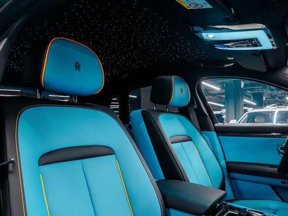 2025 Rolls-Royce Ghost Black Badge II Рестайлинг (Series II), чёрный, 46000000 рублей - вид 23