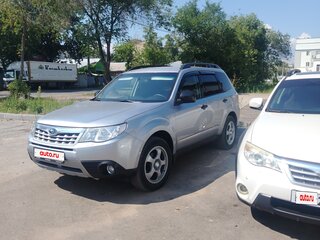 2012 Subaru Forester III Рестайлинг, серебристый, 1230000 рублей, вид 1