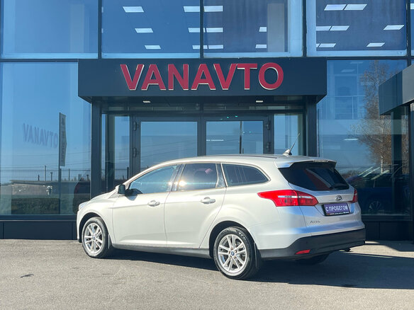 2018 Ford Focus III Рестайлинг, серебристый, 1190000 рублей - вид 6