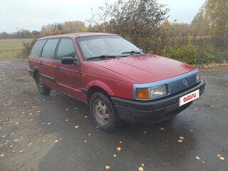 1990 Volkswagen Passat B3, красный, 100000 рублей, вид 4