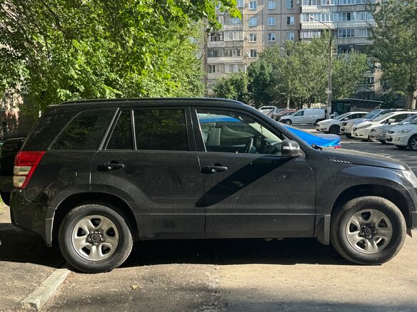 2010 Suzuki Grand Vitara II Рестайлинг, чёрный, 1200000 рублей - вид 3