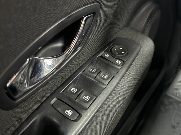 2012 Renault Fluence I, чёрный - вид 16